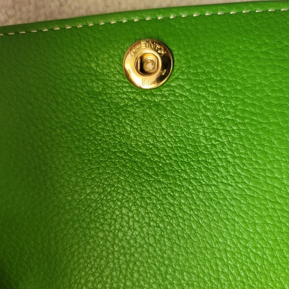 Frances Valentine, Green Leather Accordion Wallet - Picture 8 of 11